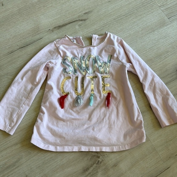 Mud Pie Other - Mud pie snow cute top size 2-3T